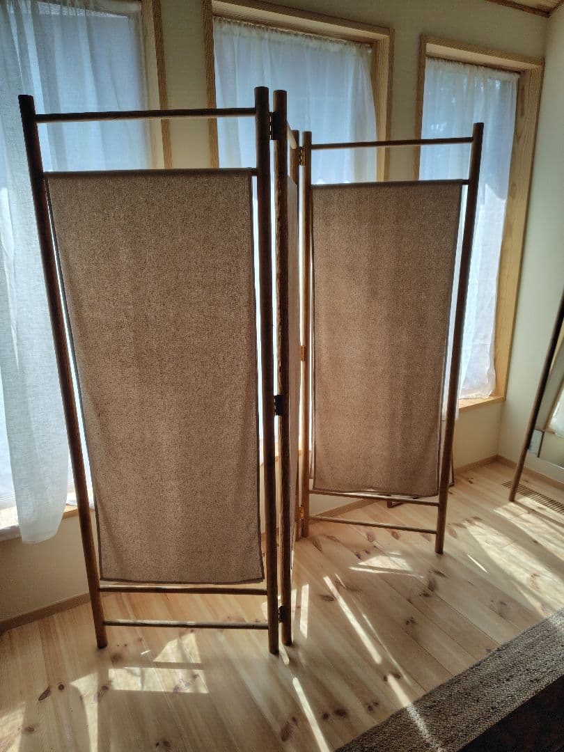 木製折りたたみパーテーション