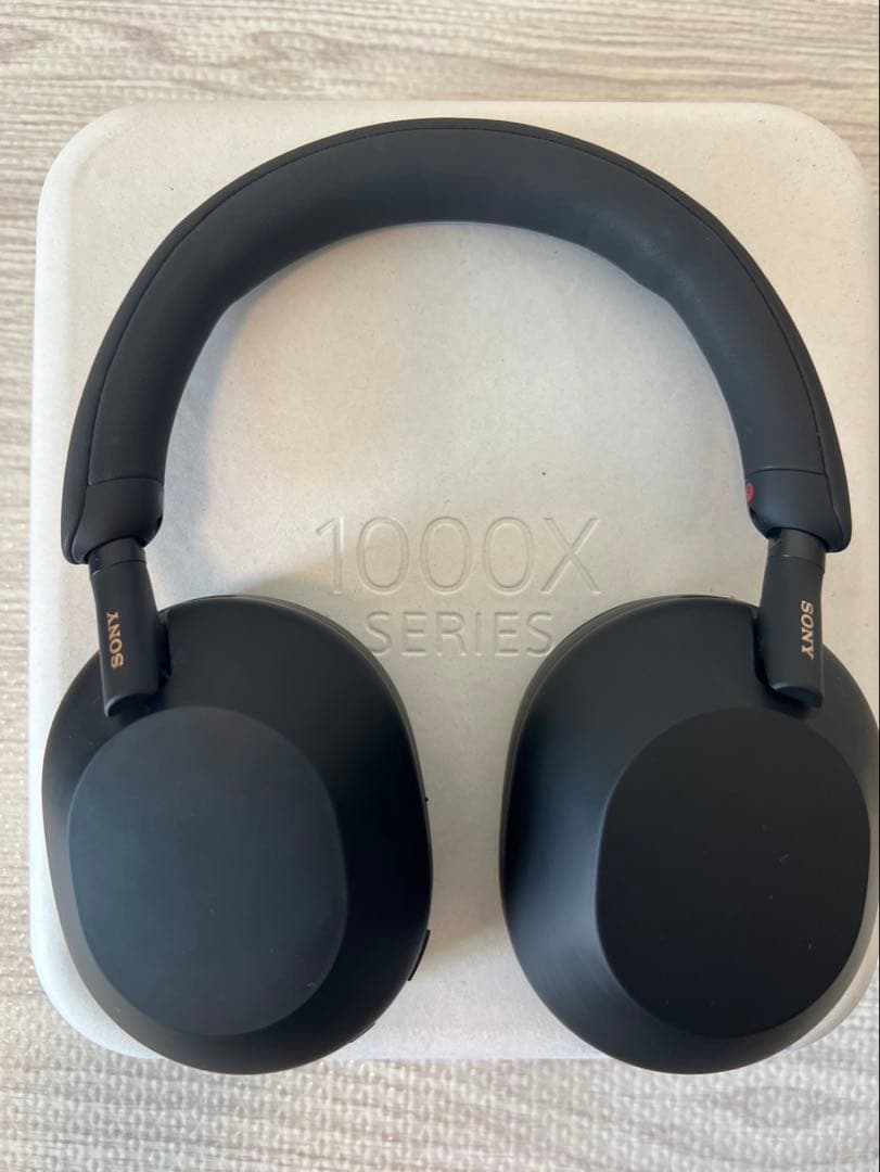 【最終お値下げ価格】Sony WH-1000XM5 ワイヤレスヘッドフォン