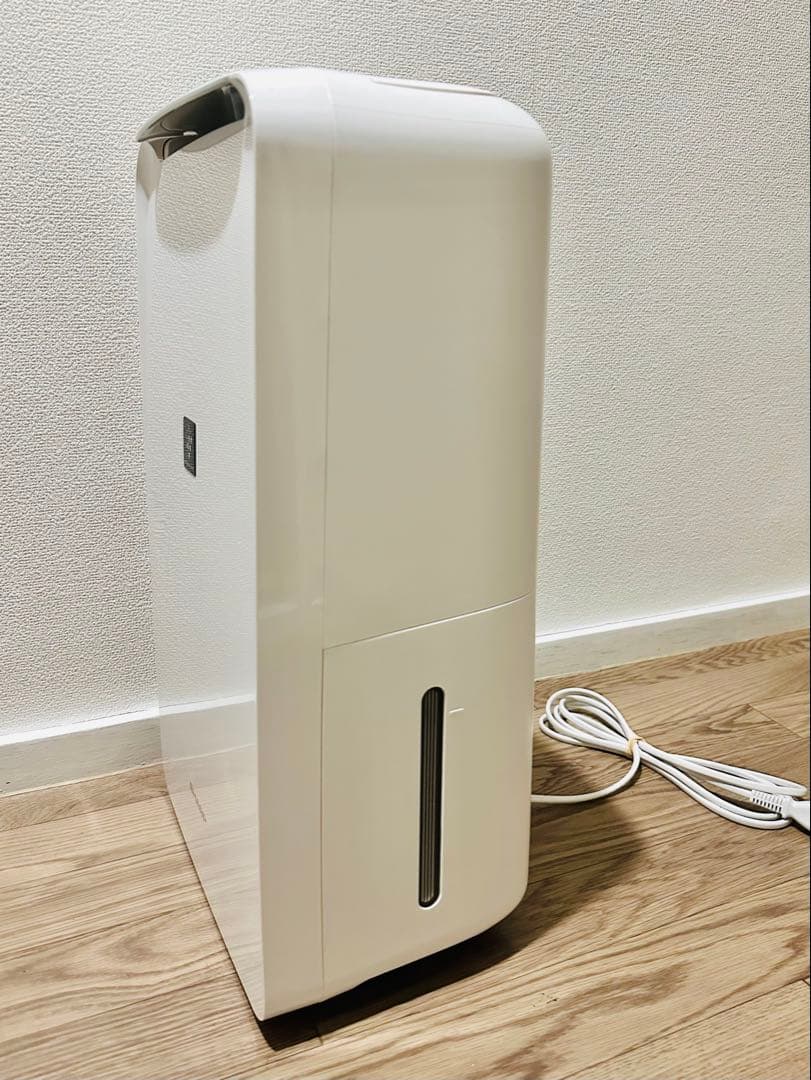 シャープSHARP衣類乾燥除湿機 CV-N71 プラズマクラスター 取扱説明書付