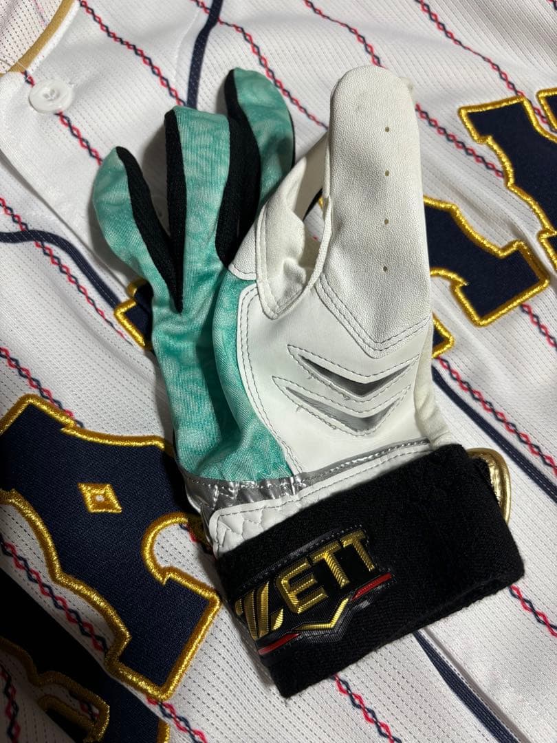 2024 WBSCプレミア12 野球日本代表　支給品