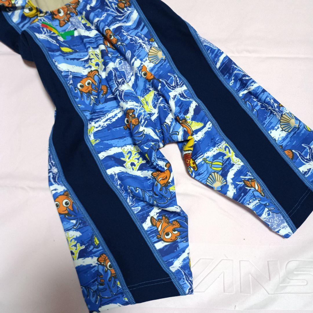 ⭐タグ付き新品未使用未試着⭐競泳水着　タフスーツ　アリーナディズニー　ニモ　S