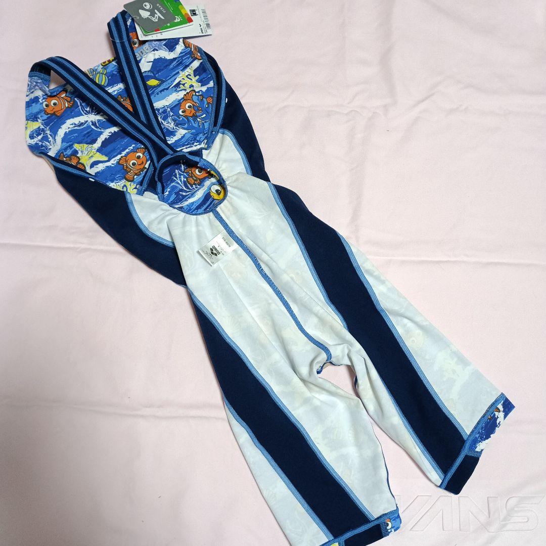 ⭐タグ付き新品未使用未試着⭐競泳水着　タフスーツ　アリーナディズニー　ニモ　S