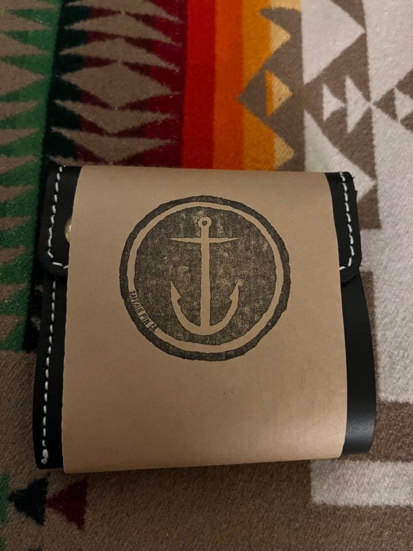 新品箱付き　キャプテンフィン　牛革　折り畳み財布　ウォレット　ブラック