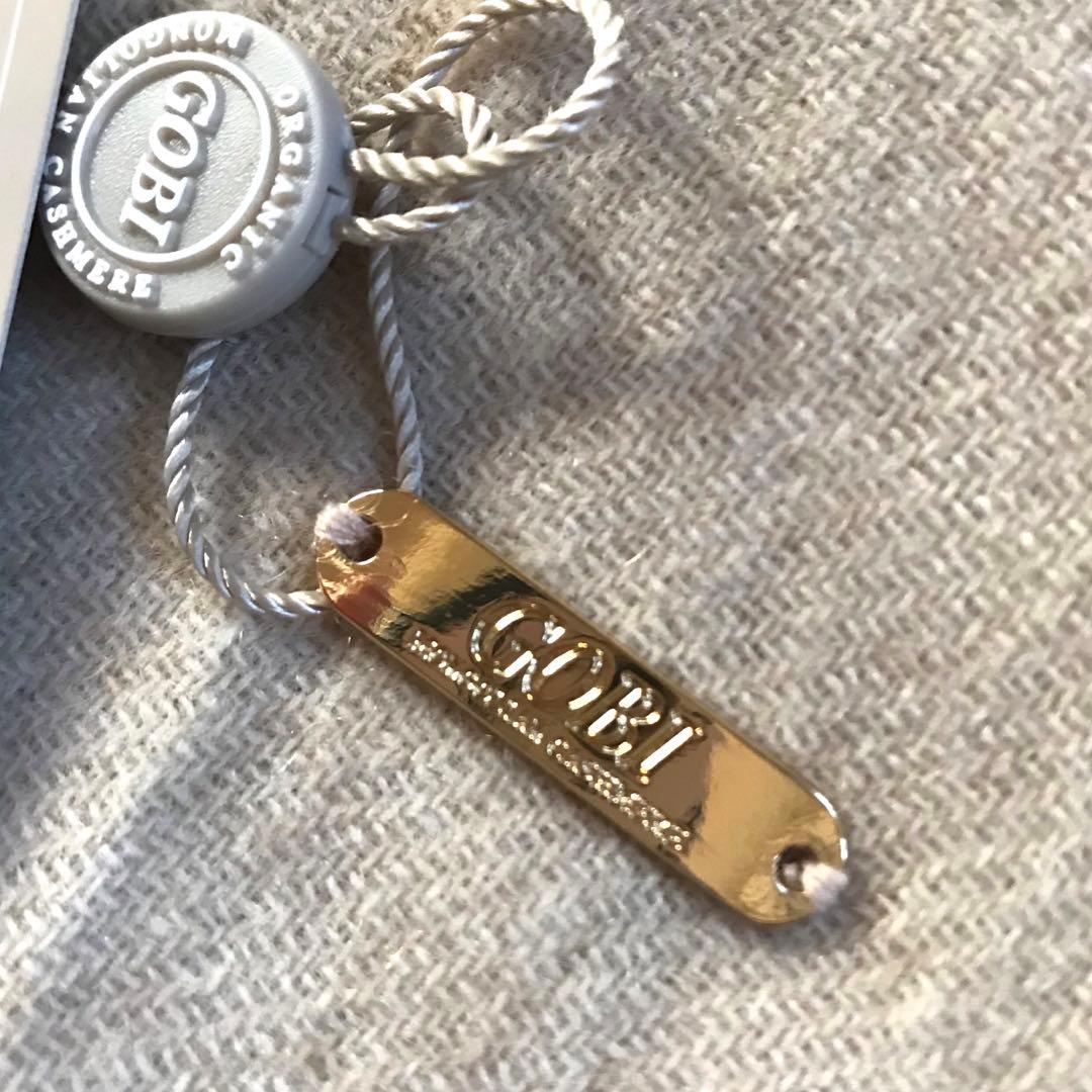 ゴビ　【GOBI 】モンゴル　カシミヤ 100% ベージュ　新品タグ付き