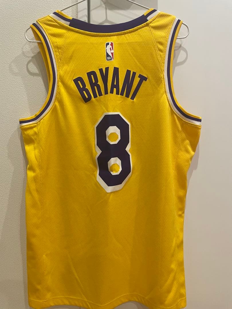 NIKE レイカーズ　ユニホーム　コービーブライアント