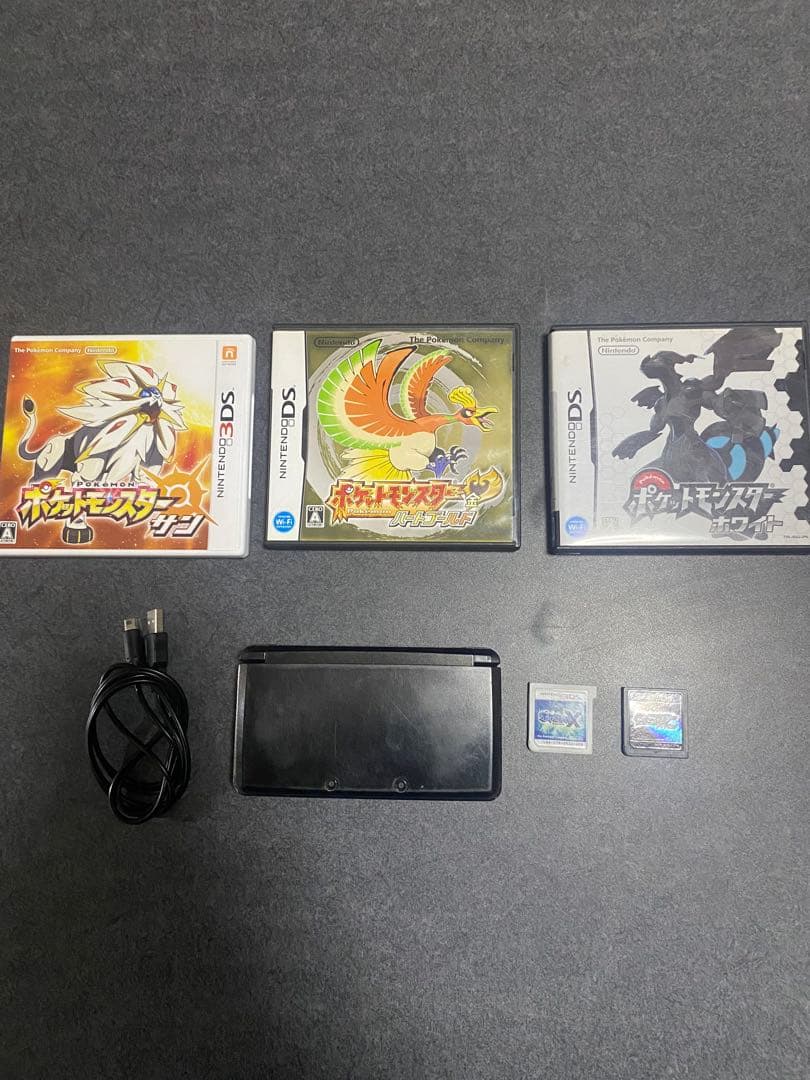 に*ー様 ニンテンドー3DS 本体　ポケモンソフト5本セット まとめ売り