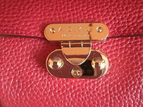 牛革/ 前ポケット付きウォレットバッグ