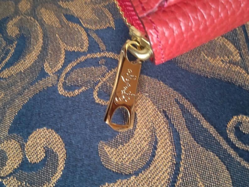 牛革/ 前ポケット付きウォレットバッグ