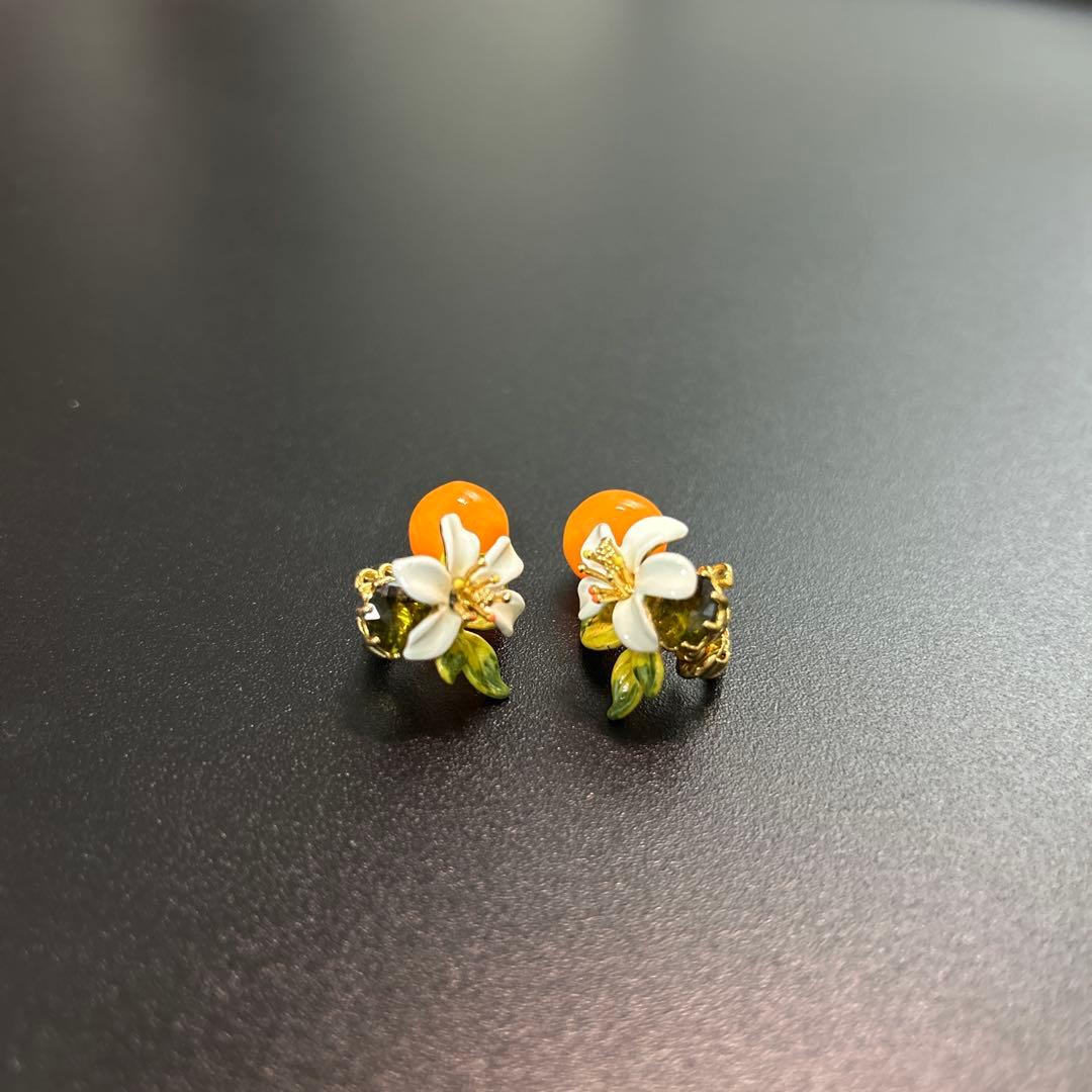 Les Néréidesレネレイド イヤリング　ノンホール