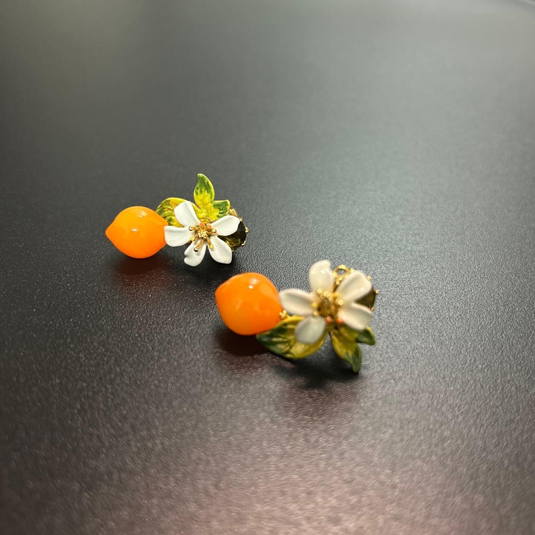 Les Néréidesレネレイド イヤリング　ノンホール