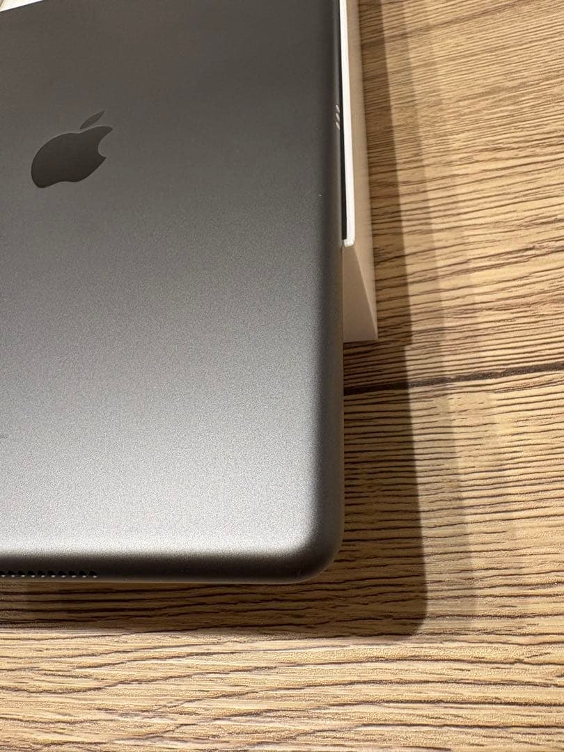 【美品】iPad9世代 64GB スペースグレー