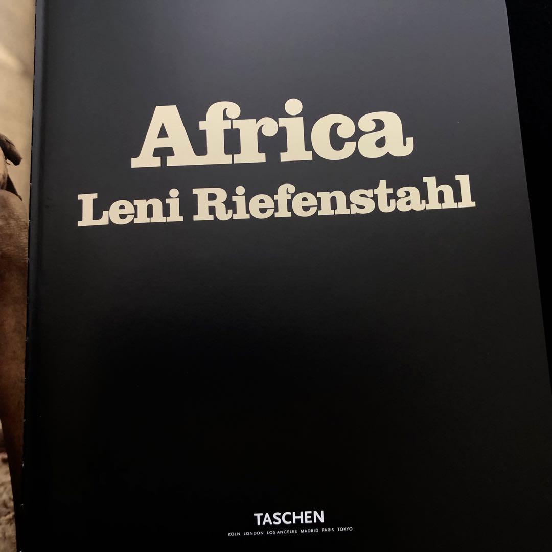 レニ・リーフェンシュタール 写真集「Africa アフリカ」2005年