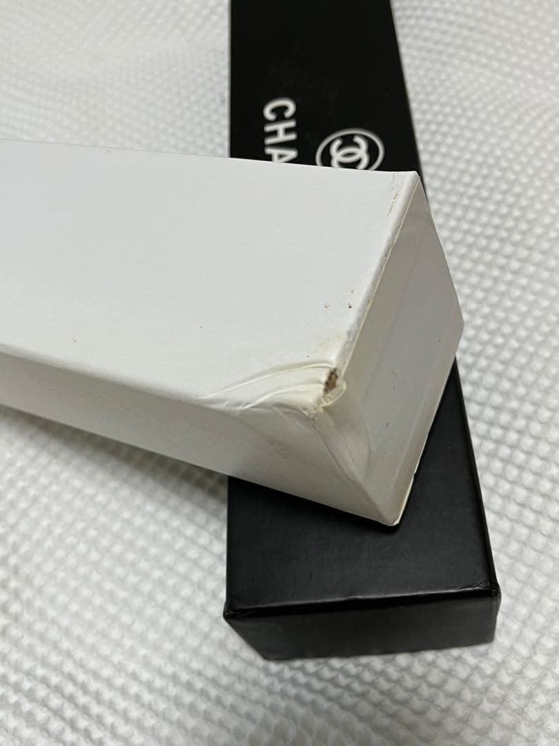 CHANEL 折りたたみ傘 ロゴ入り