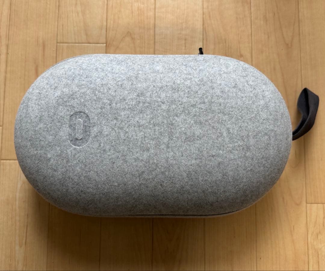 【。】 Quest 2 VRヘッドセットとコントローラー