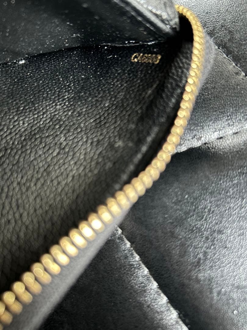 ルイヴィトン モノグラム アンプラント ジッピーウォレット