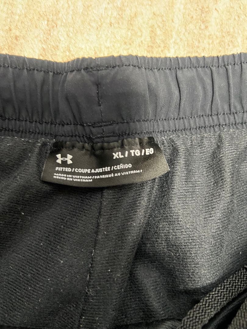 アンダーアーマー　上下セット　3XL〜XL