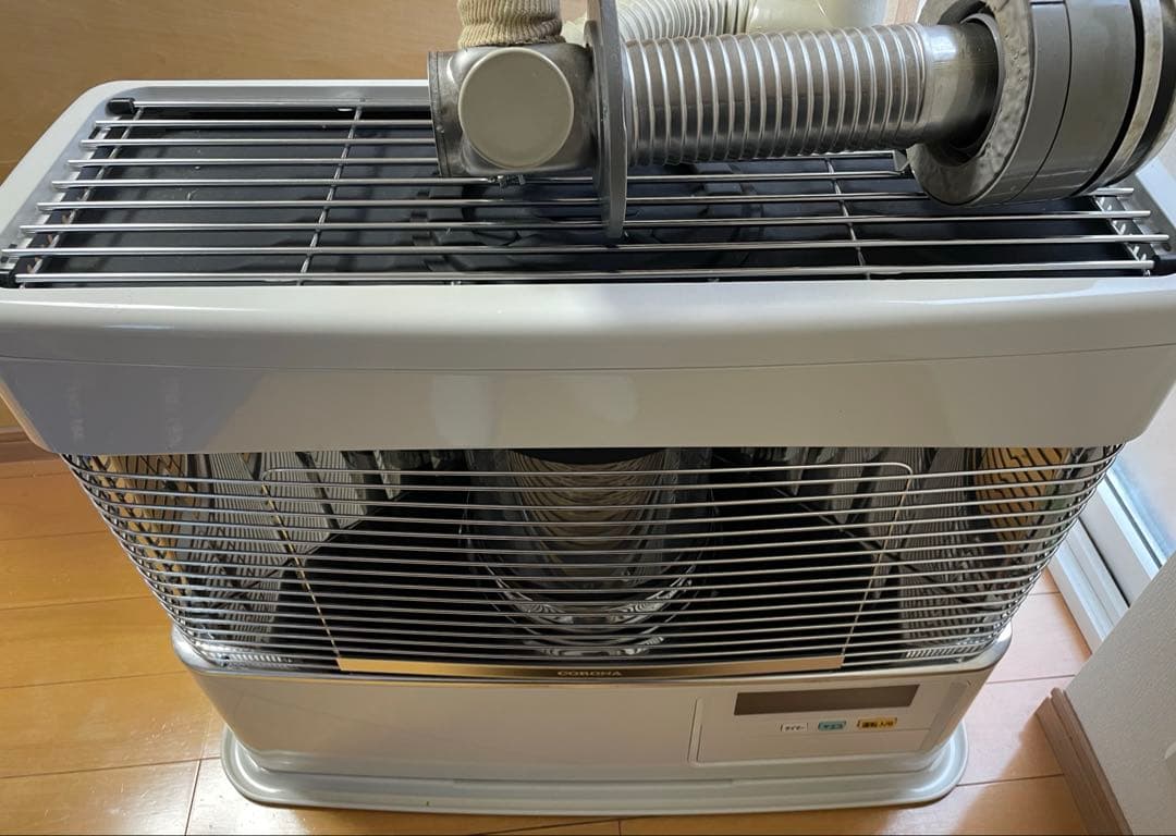 【美品/1シーズンのみ使用】コロナFFストーブ（FF-6823PR）2023年製