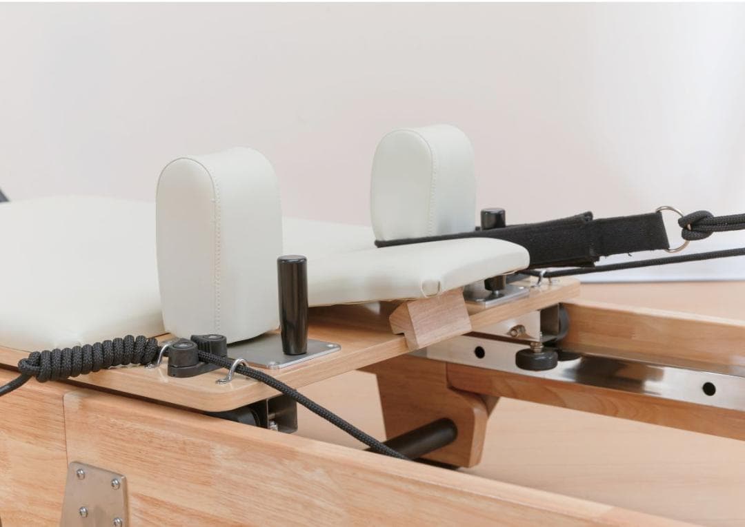 「入荷完了、すぐに発送可能」ウッドフォルダブルピラティスリフォーマー セット