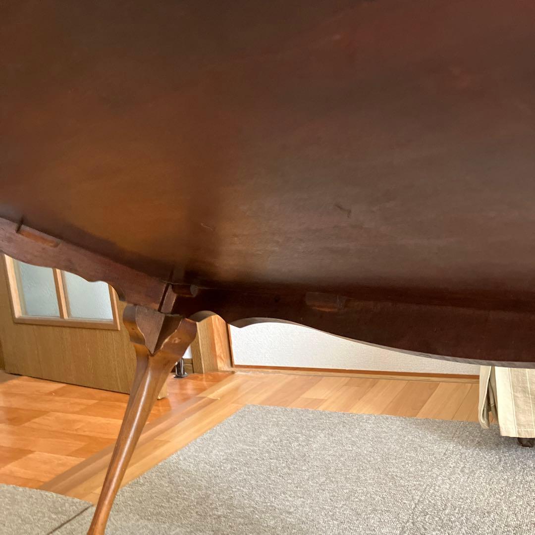 アンティークウォールナット材クラシック木製ガラス天板付き　コーヒーテーブル