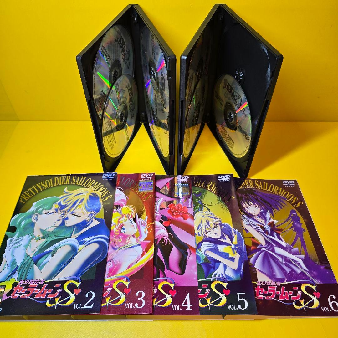 新品ケース交換済み　美少女戦士セーラームーンS+THE MOVIE　DVD全8巻