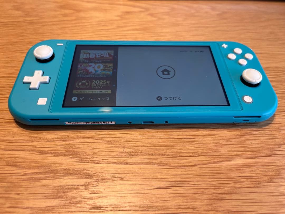 Nintendo Switch Lite ターコイズ　箱あり　ケース付き