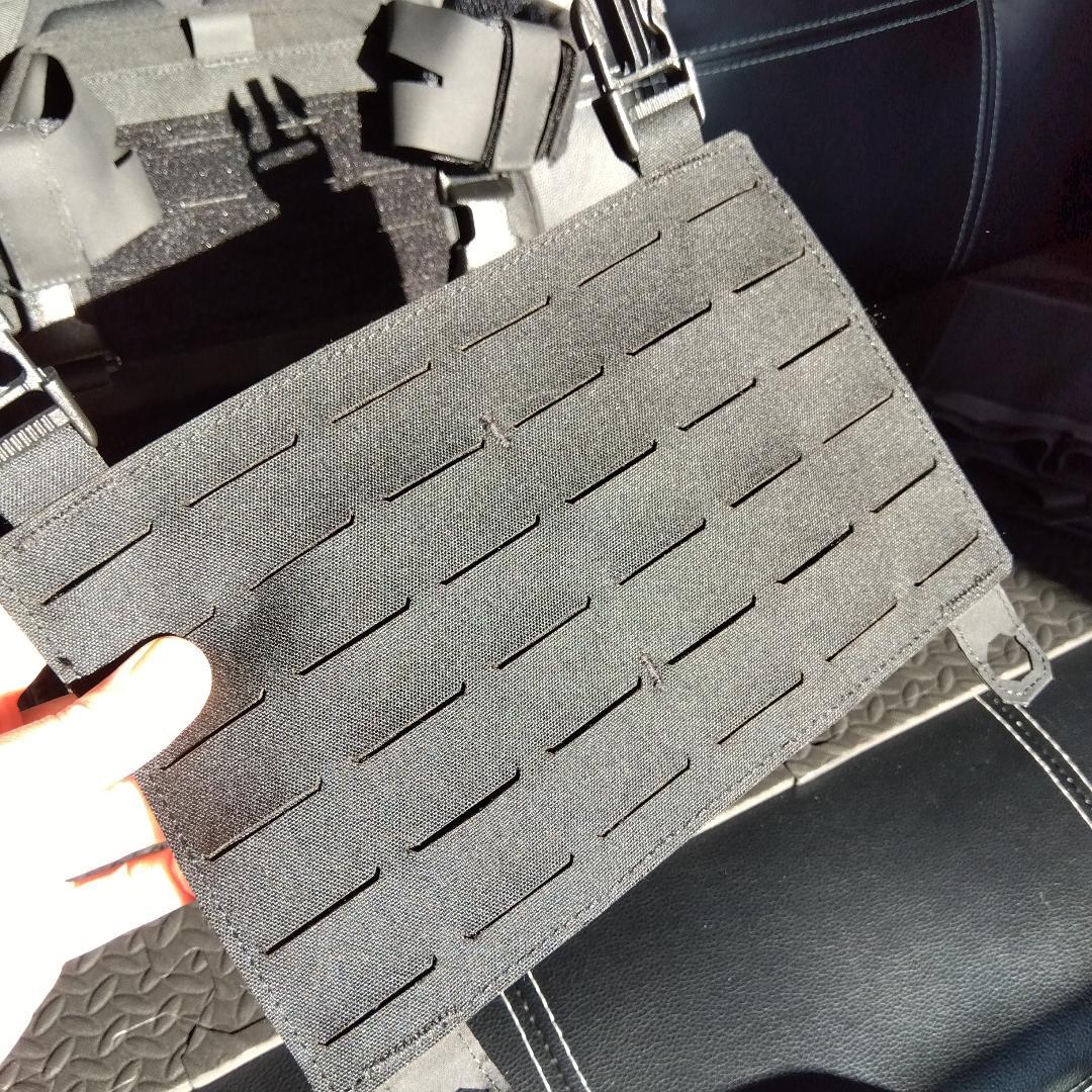 ウォーリアー　アサルト　システム　ズ　プレートキャリアー　レーザーカット