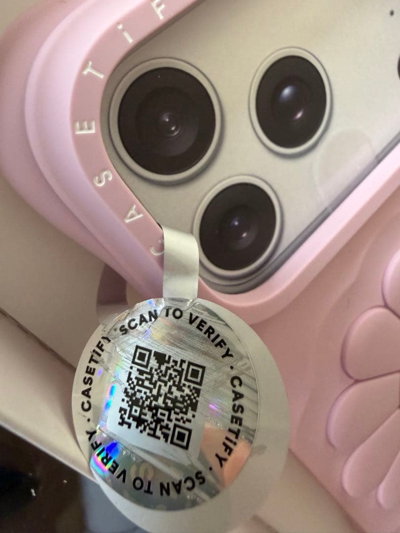 Cassetify 村上隆スペシャルエディションフラワースマホケース