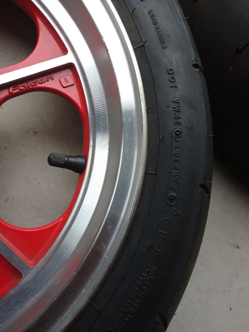 FALCOMファルコン 12インチホール タイヤセット