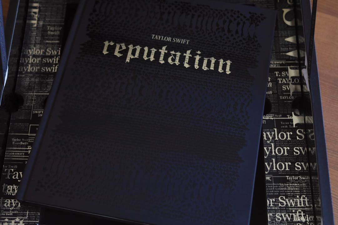 Taylor Swift reputation vip box 直筆サイン