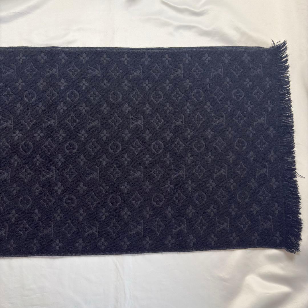 ヴィトン　エシャルプ モノグラム クラシック　マフラー　ブラック