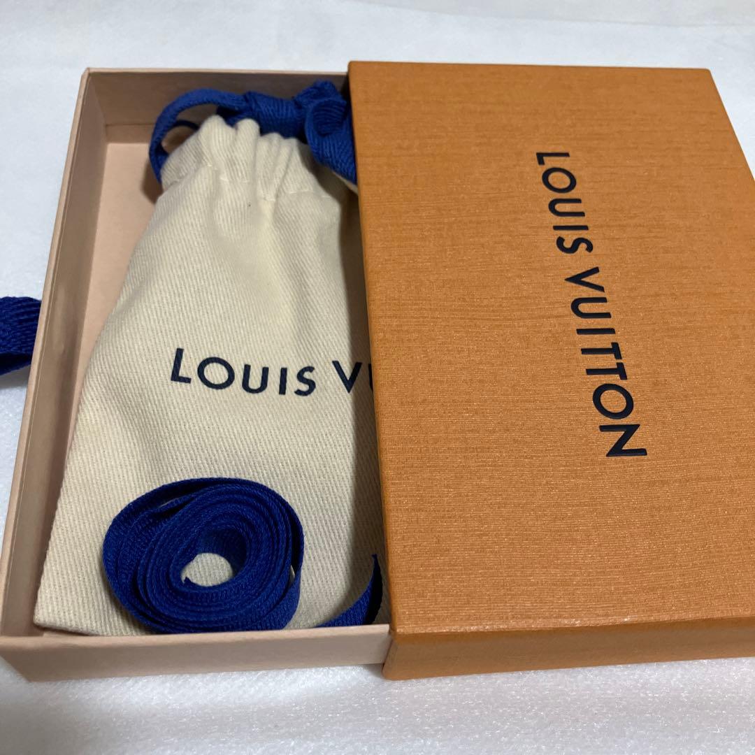 ルイ・ヴィトン 花モチーフ ヘアピン 3個セット