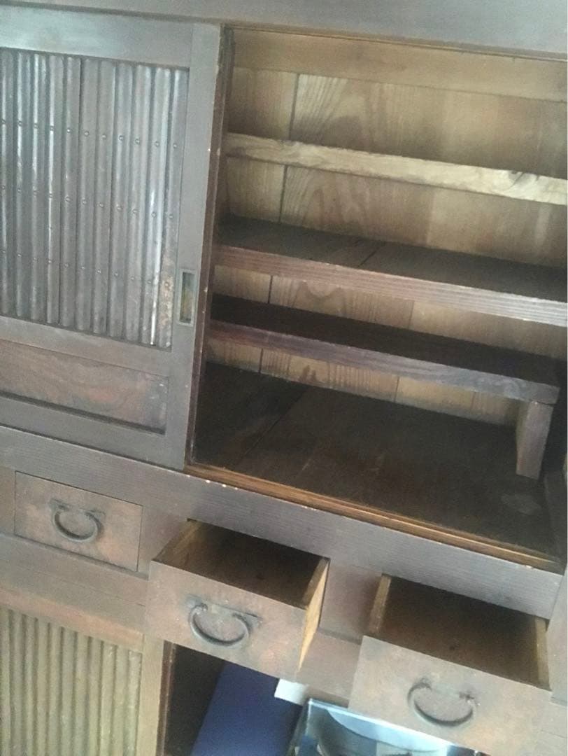 千葉市原市★お引き取り限定★水屋箪笥　縦格子扉の和タンス168cm★衝立オマケ★