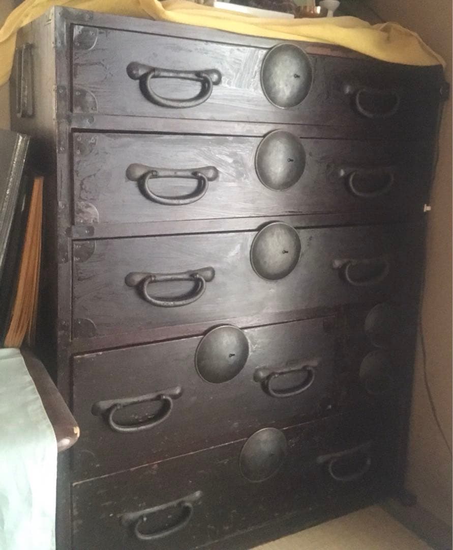 千葉市原市★お引き取り限定★水屋箪笥　縦格子扉の和タンス168cm★衝立オマケ★