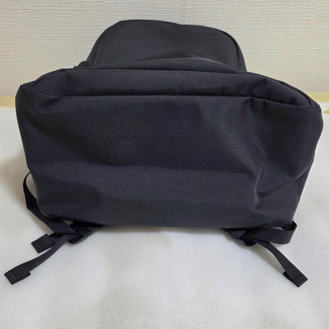 モノリス バックパック ストレージ 黒 M デイパック