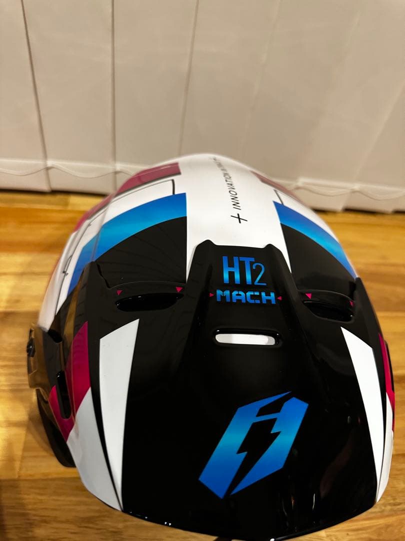 JITSIE トライアルヘルメット