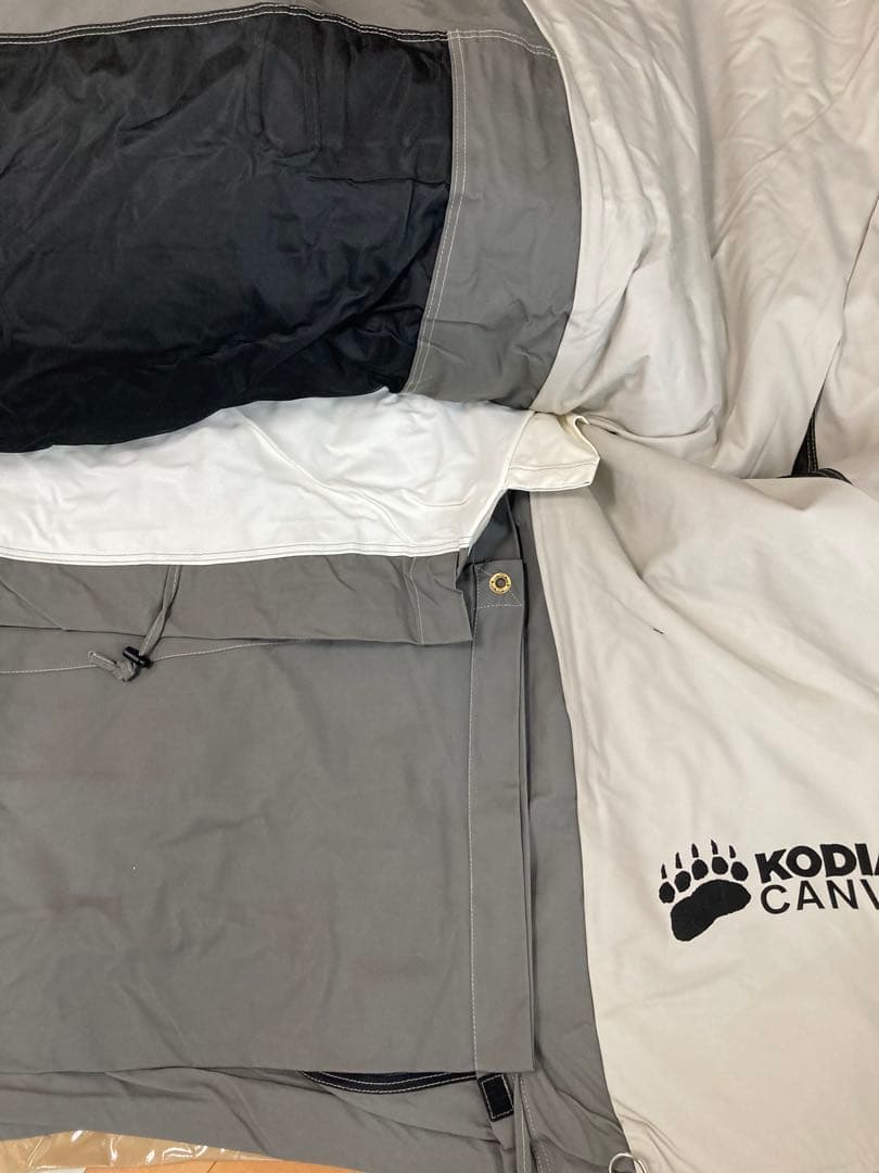 コディアックキャンバス 6人用 カバートップ付 ①