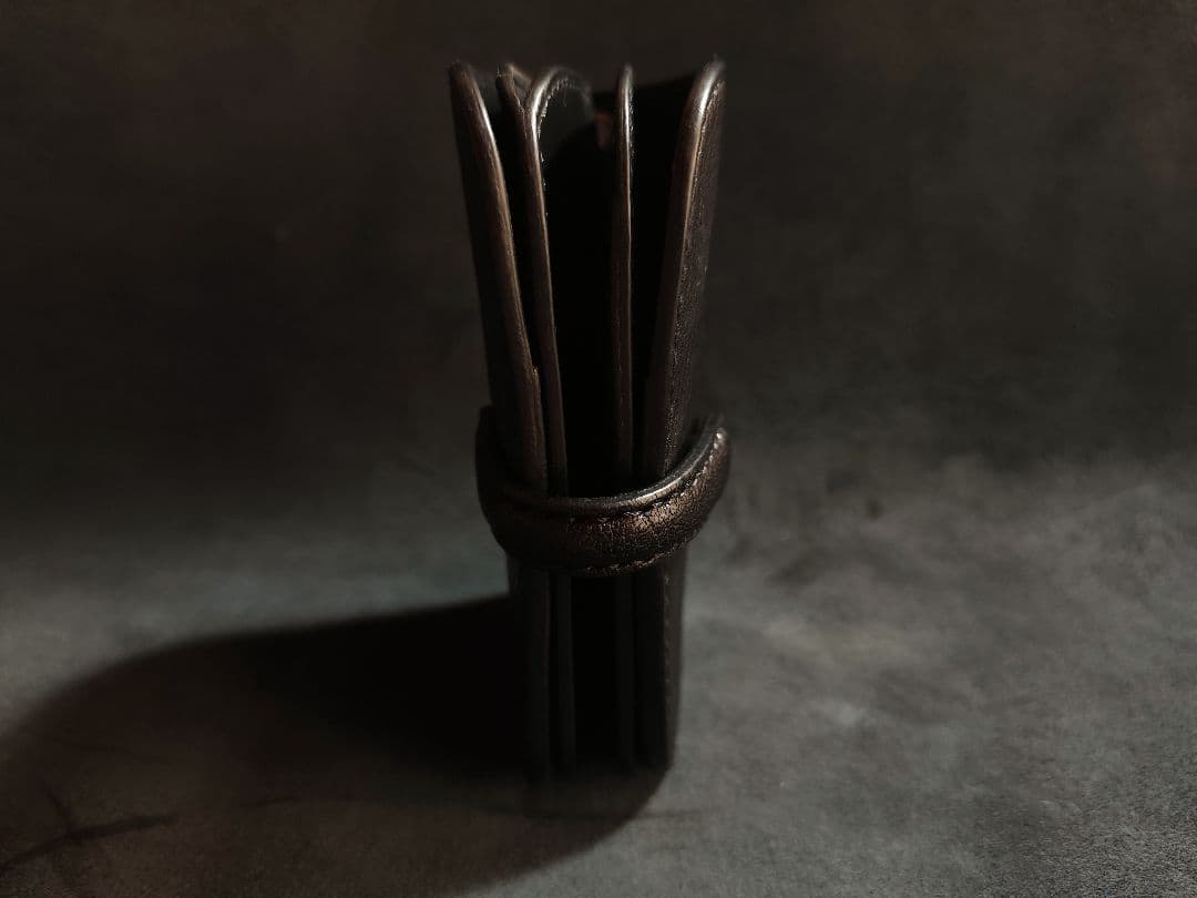 koo　ミドルウォレット　ブラック　姫路レザー　オイルレザー　二つ折り財布