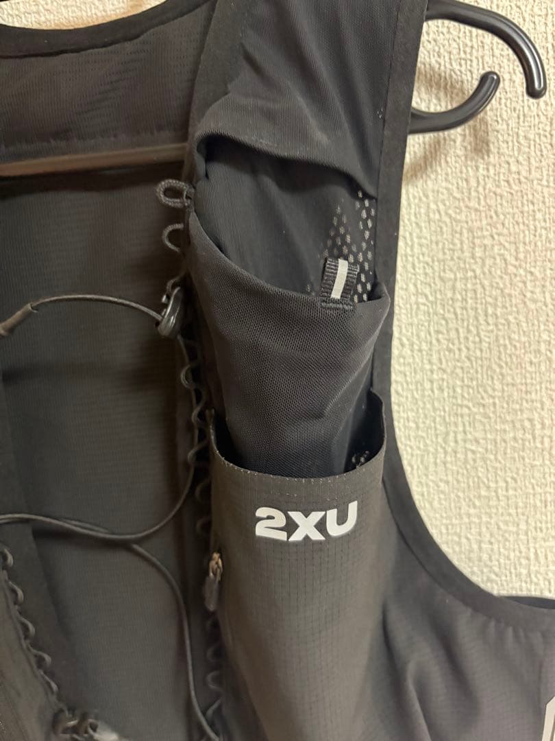 【極美品】2xu ハイドレーションベスト　Sサイズ