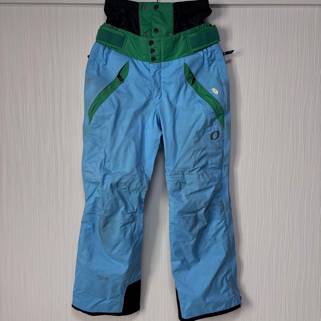 オンヨネ　スキーウェア上下セット