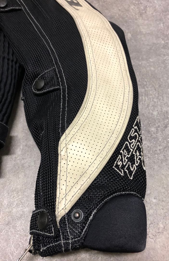 ■ BATES ベイツ メッシュライダースジャケット ライナー付き プロテクター