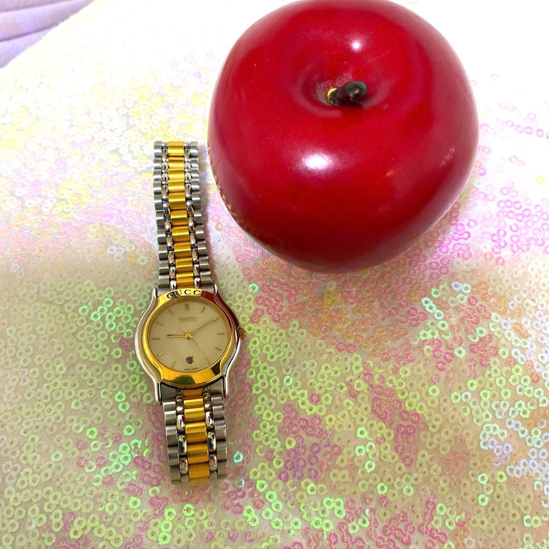 美品　グッチ　腕時計　８０００Ｌ　証明書付き