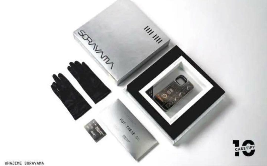 CASSETIFY SORAYAMA iPhone用　限定ケース