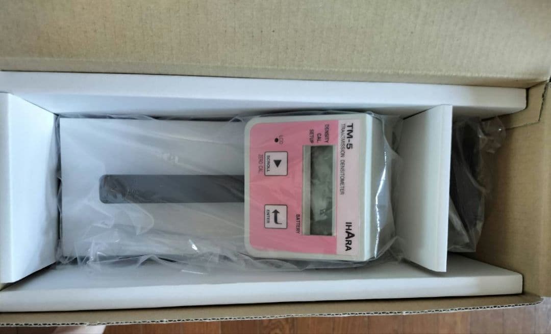 ポータブル白黒透過濃度計 TM-5 伊原電子工業