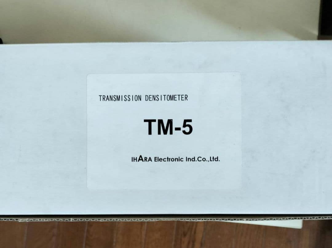 ポータブル白黒透過濃度計 TM-5 伊原電子工業