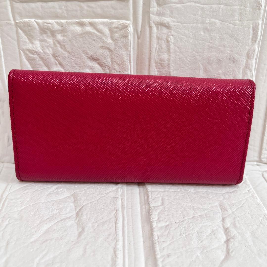 未使用級✨PRADA キーケース　マキシタイプ　ローズ　メタルロゴ　レディース