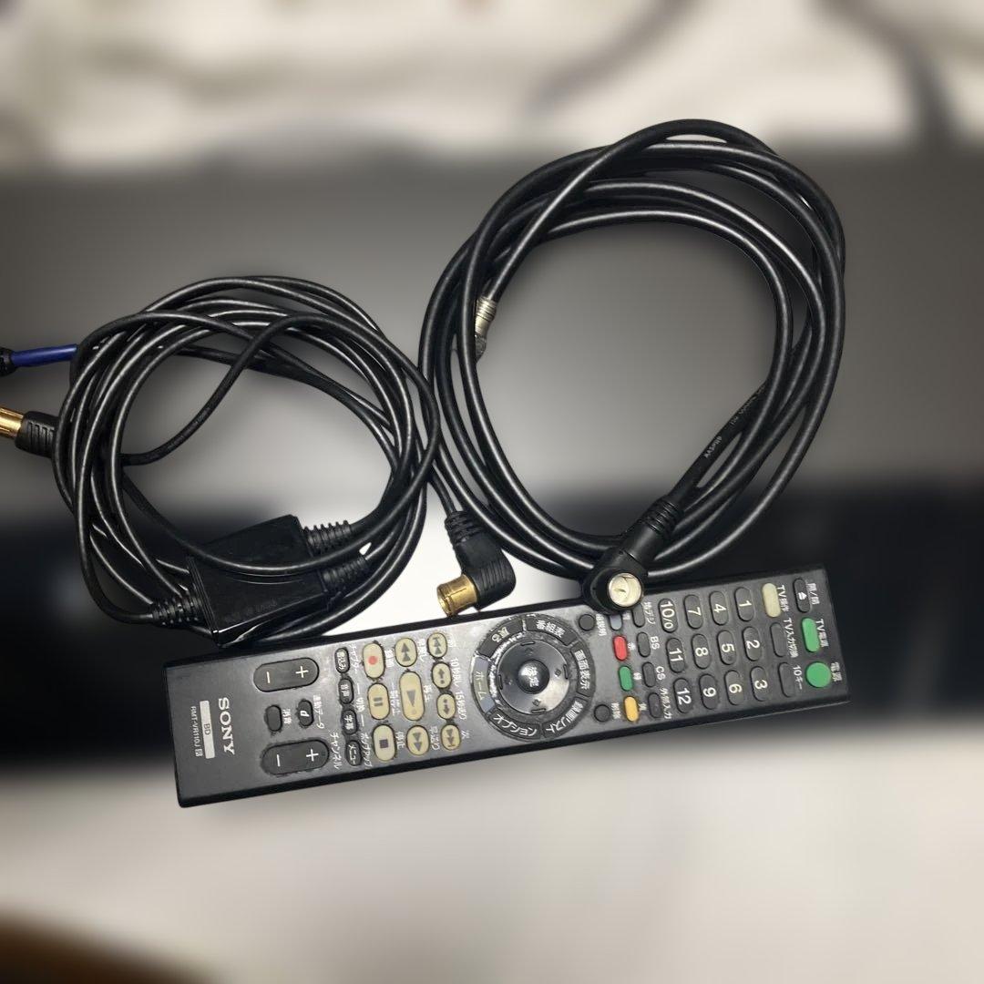 き*こ様 SONY ブルーレイレコーダー 本体付属リモコン、接続コード付き