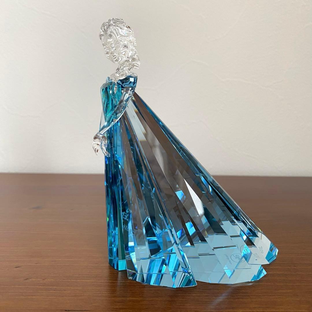 SWAROVSKI スワロフスキー クリスタル アナと雪の女王 エルサ 置物