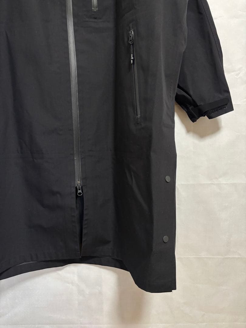 美品 UNIQLO ユニクロ Theory セオリー ブロックテックコート M