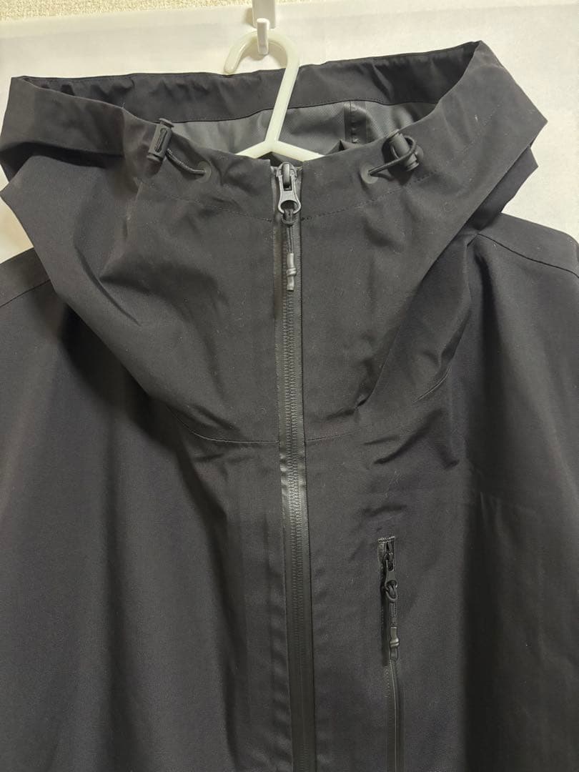 美品 UNIQLO ユニクロ Theory セオリー ブロックテックコート M