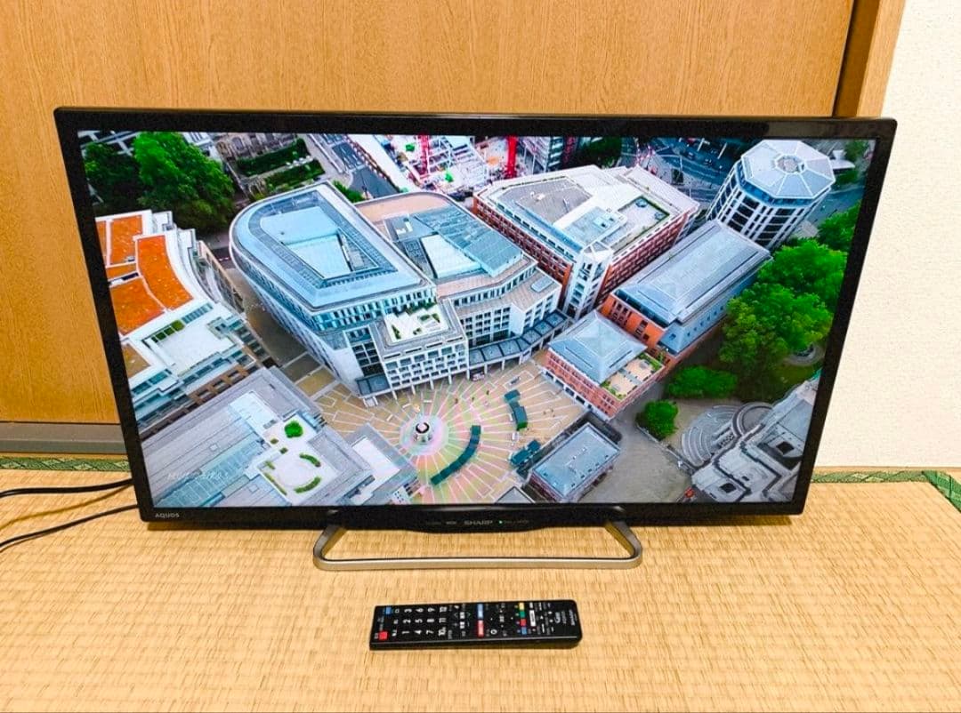 スマートテレビ SHARP 32v型 YouTubeなど/地上波